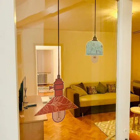 Ultracentral With All You Need: Wifi, Tv, Ac, Washer, Coffe Timisoara
